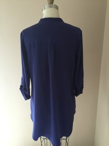 features center back pleat detail