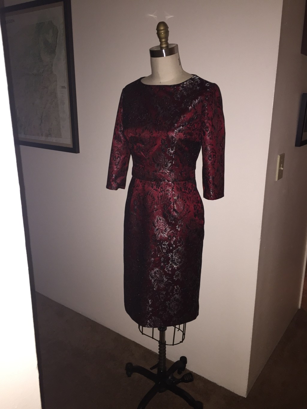 Floral Brocade Elbow Sleeve Shift&nbsp;Dress